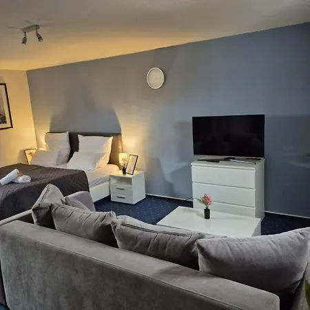 アパート Hannibal - Studio-apartment Gladiole 1, Parkplatz, Kueche, Highspeed Wlan ウォルフスブルク
